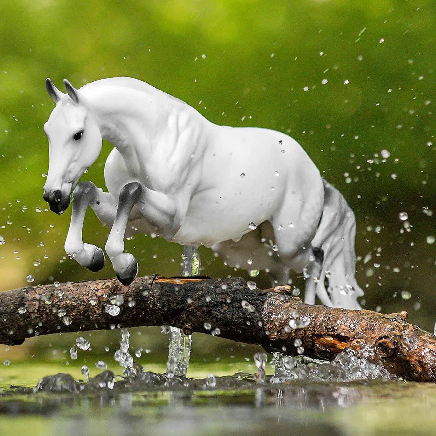 breyer_traditional__scale_2-1.webp Oriental Trading Character Toys*Breyer Traditional 1:9 Scale Model Horse Get Rowdy