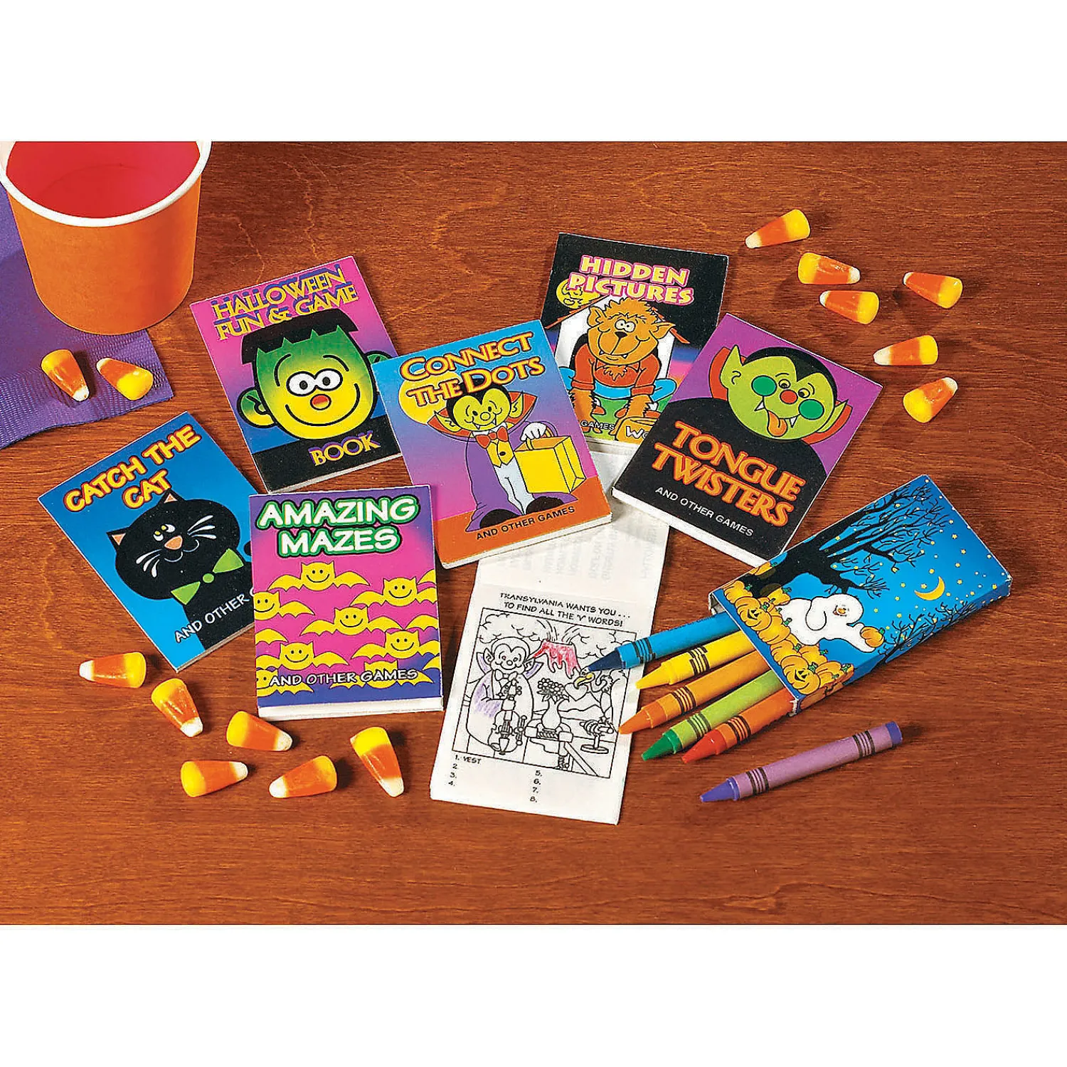 bulk__pc_halloween_fun__g_1-2.webp Bulk 72 Pc. Halloween Fun & Games Mini Activity Books<Oriental Trading Discount