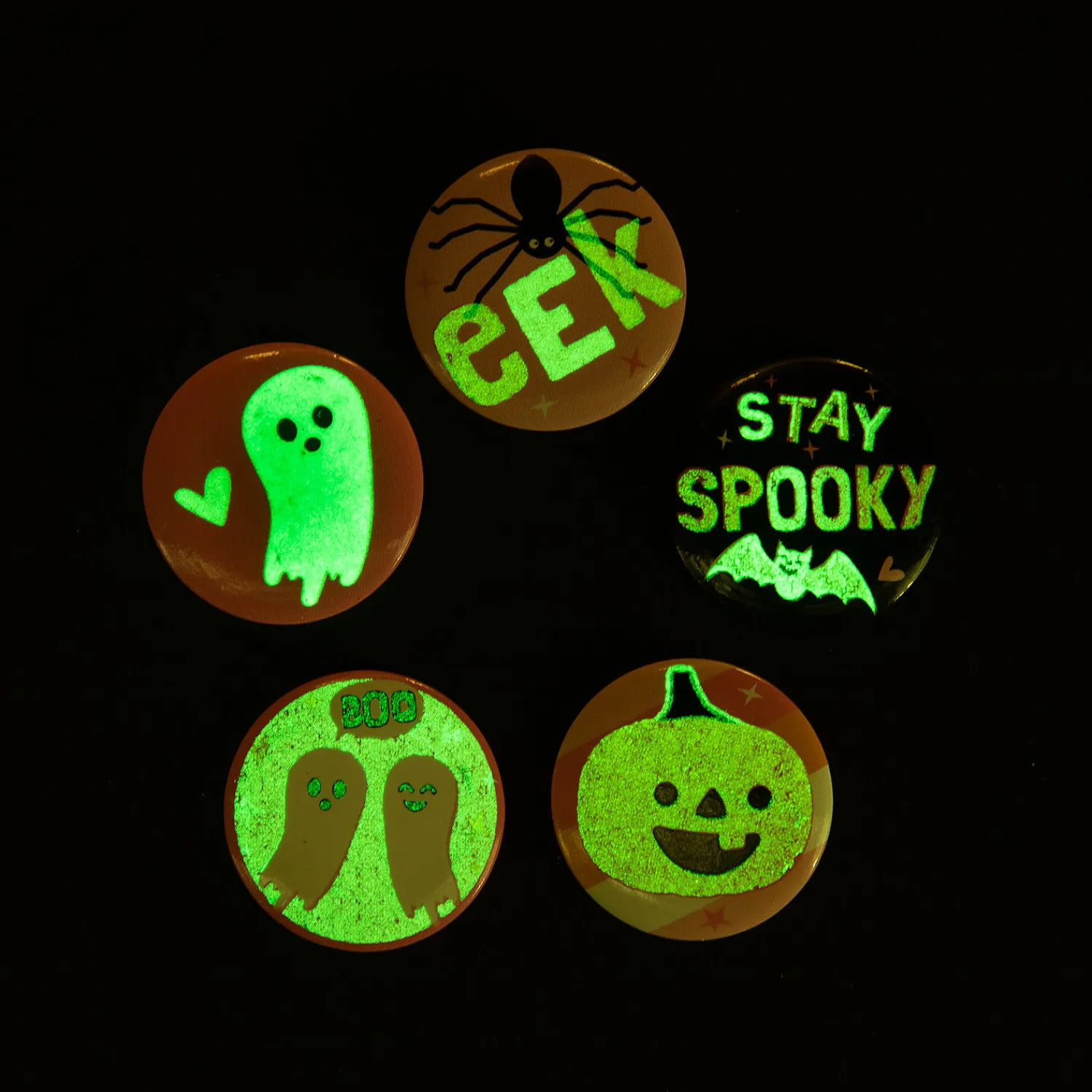 bulk__pc_halloween_glowin_0-1.webp Bulk 48 Pc. Halloween Glow-In-The-Dark Mini Buttons<Oriental Trading Clearance