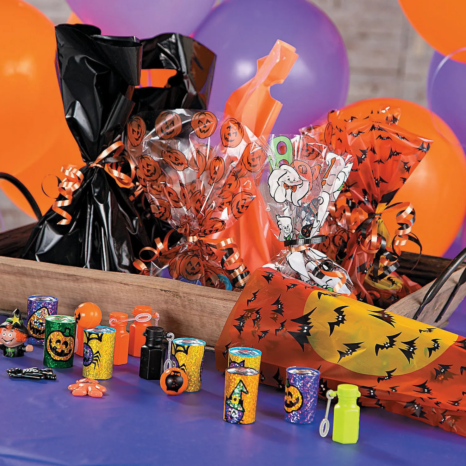 bulk__pc_halloween_mini_b_2-1.webp Bulk 144 Pc. Halloween Mini Bubble Bottles<Oriental Trading Shop