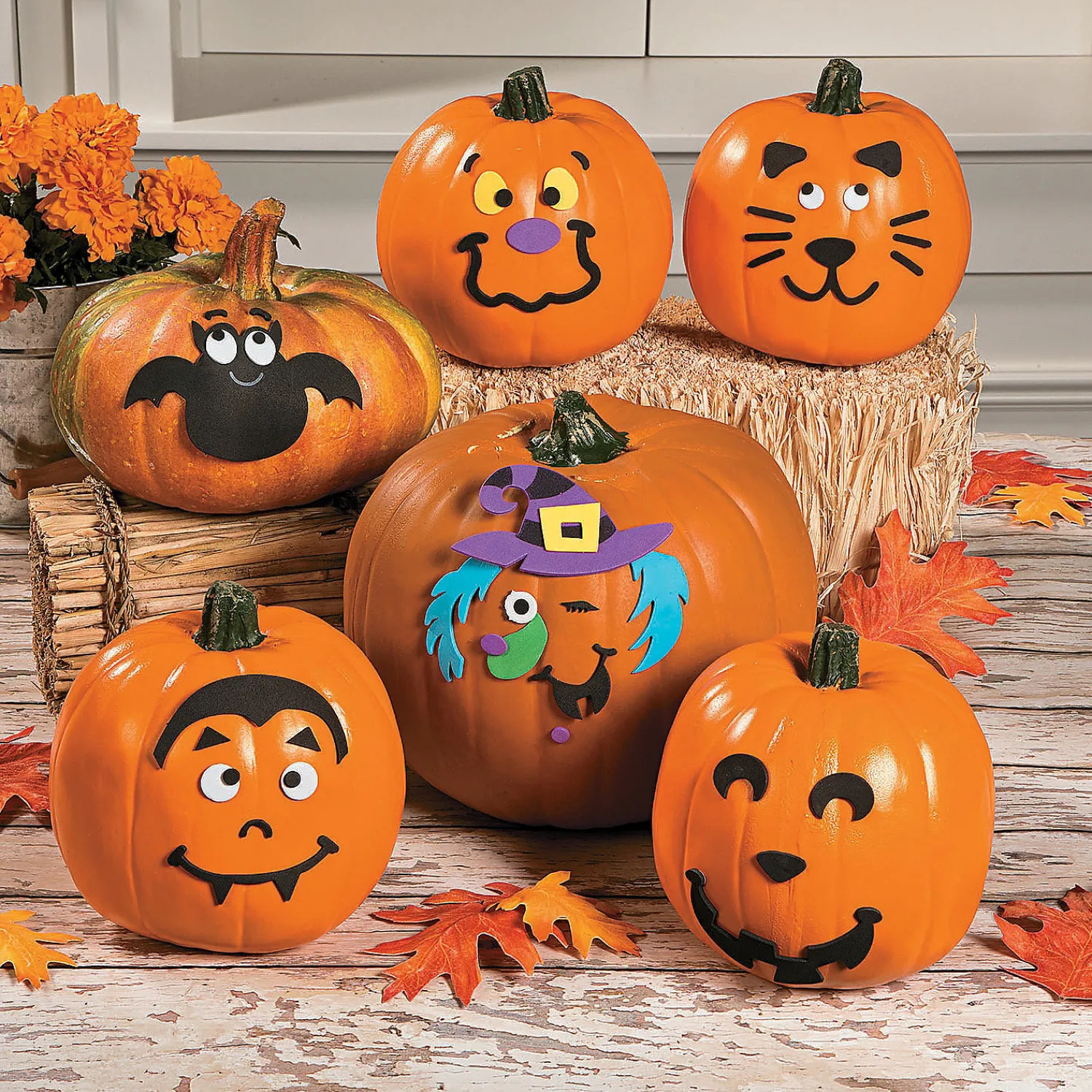 bulk__pc_halloween_novelt_3.webp Bulk 500 Pc. Halloween Novelty Toy Assortment<Oriental Trading Shop