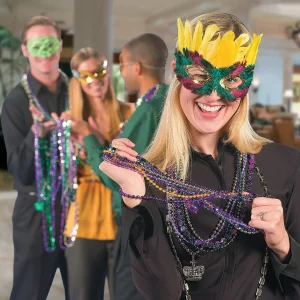 Oriental Trading Necklaces*Bulk 500 Pc. Mardi Gras Bead Necklace Assortment