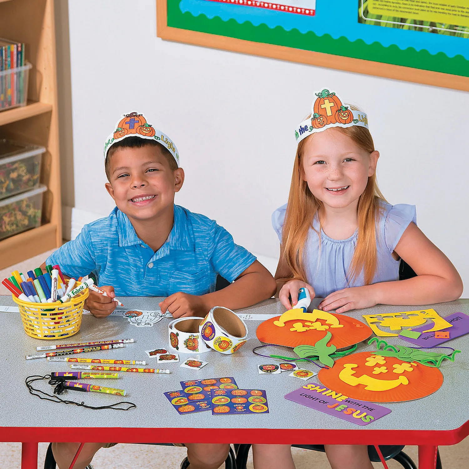 color_christian_pumpkin_c_2-1.webp 4-Color Christian Pumpkin Crayons - 24 Boxes<Oriental Trading Flash Sale