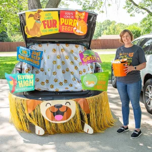 God Cares Fur You Trunk-Or-Treat Decorating Kit - 8 Pc.<Oriental Trading Clearance