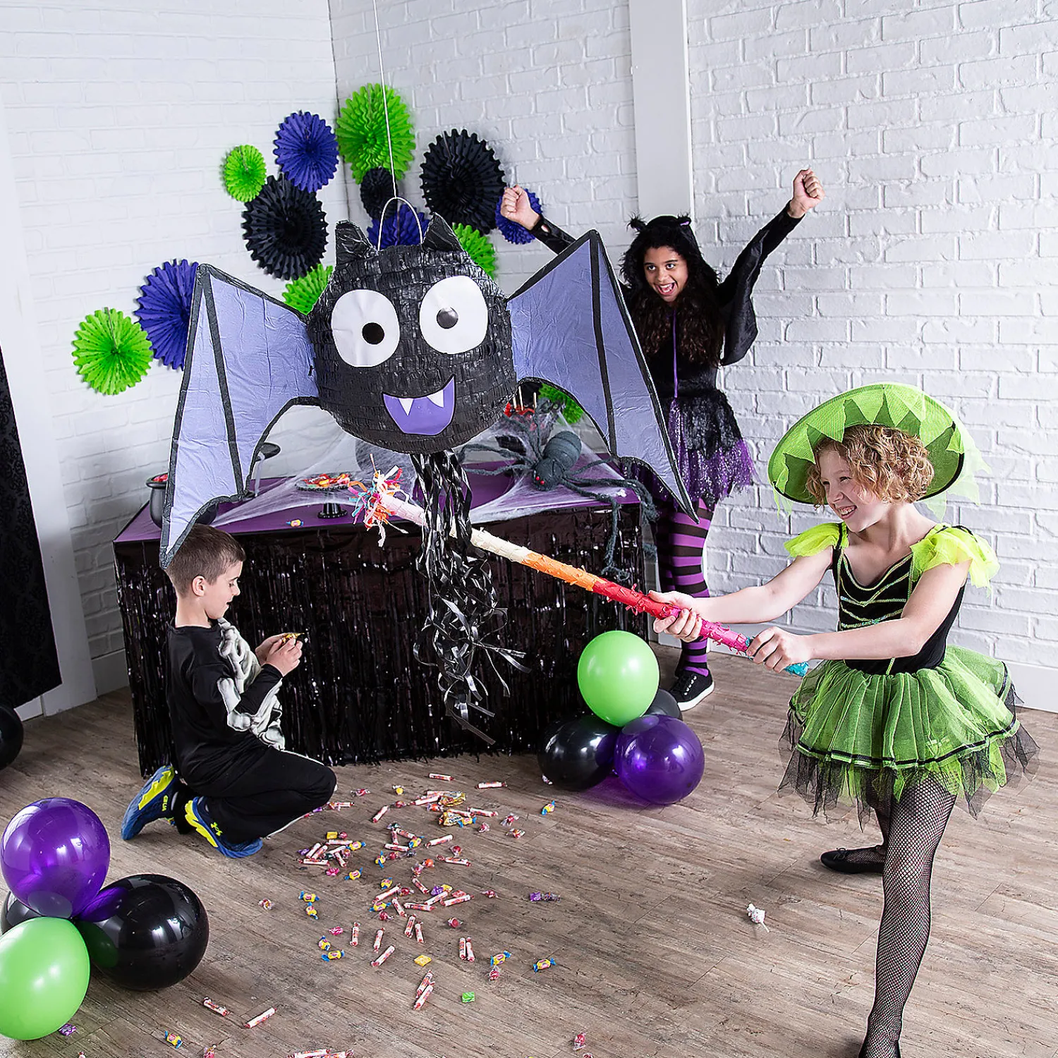 halloween_bat_pinata_kit__2.webp Halloween Bat Pinata Kit - 208 Pc.<Oriental Trading Flash Sale