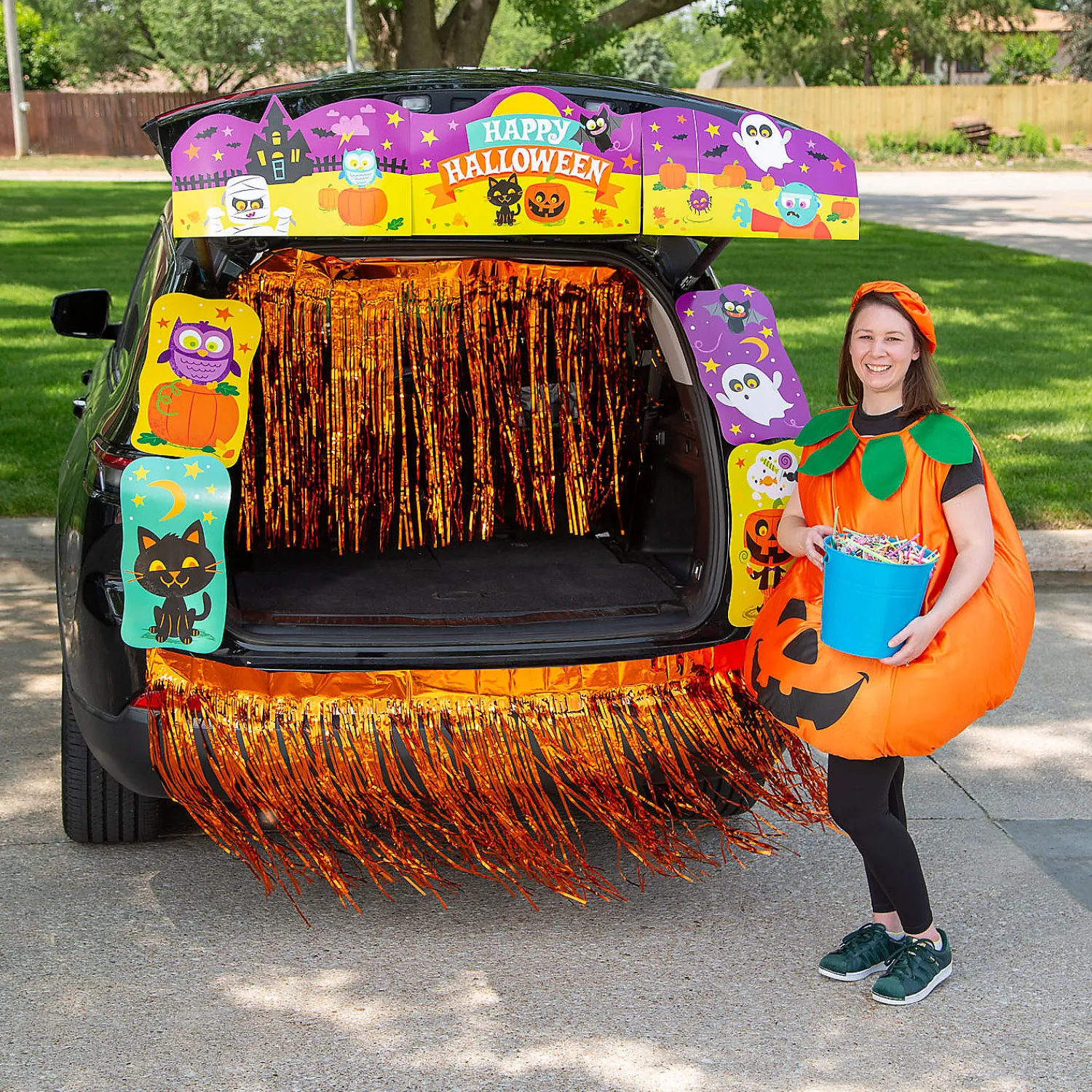 happy_halloween_trunkortr_2.webp Happy Halloween Trunk-Or-Treat Decorating Kit - 8 Pc.<Oriental Trading Shop
