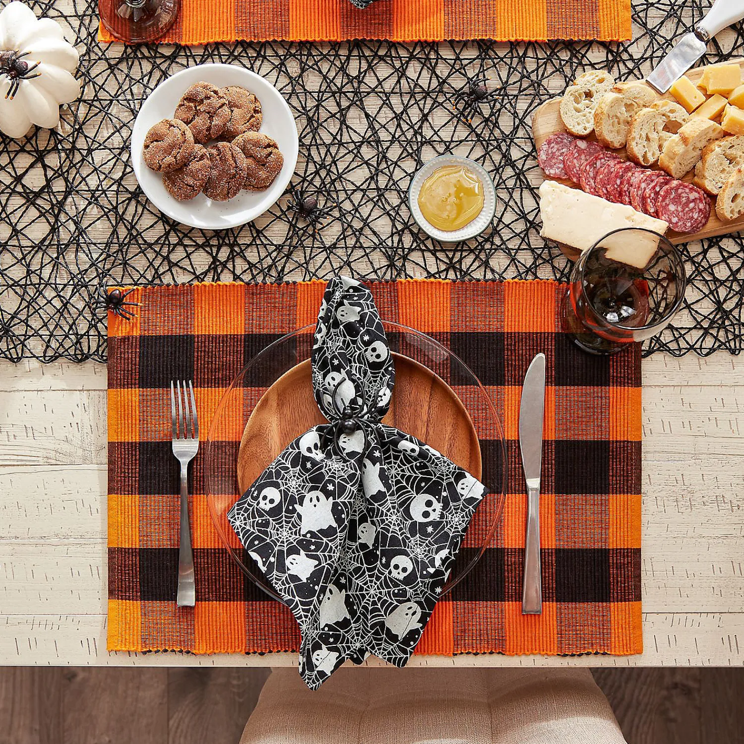 haunted_objects_printed_n_4.webp Haunted Objects Printed Napkin (Set Of 6)<Oriental Trading Best