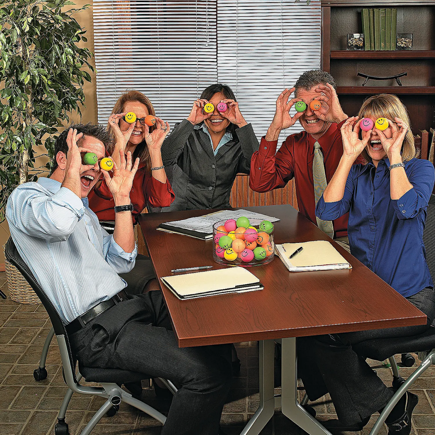 mini_neon_smile_face_stre_1.webp Oriental Trading Stress Balls & Toys*Mini Neon Smile Face Stress Balls - 24 Pc.