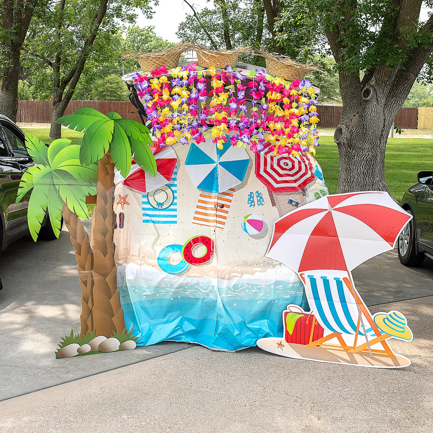 tropical_trunkortreat_dec_0.webp Tropical Trunk-Or-Treat Decorating Kit - 27 Pc.<Oriental Trading Cheap