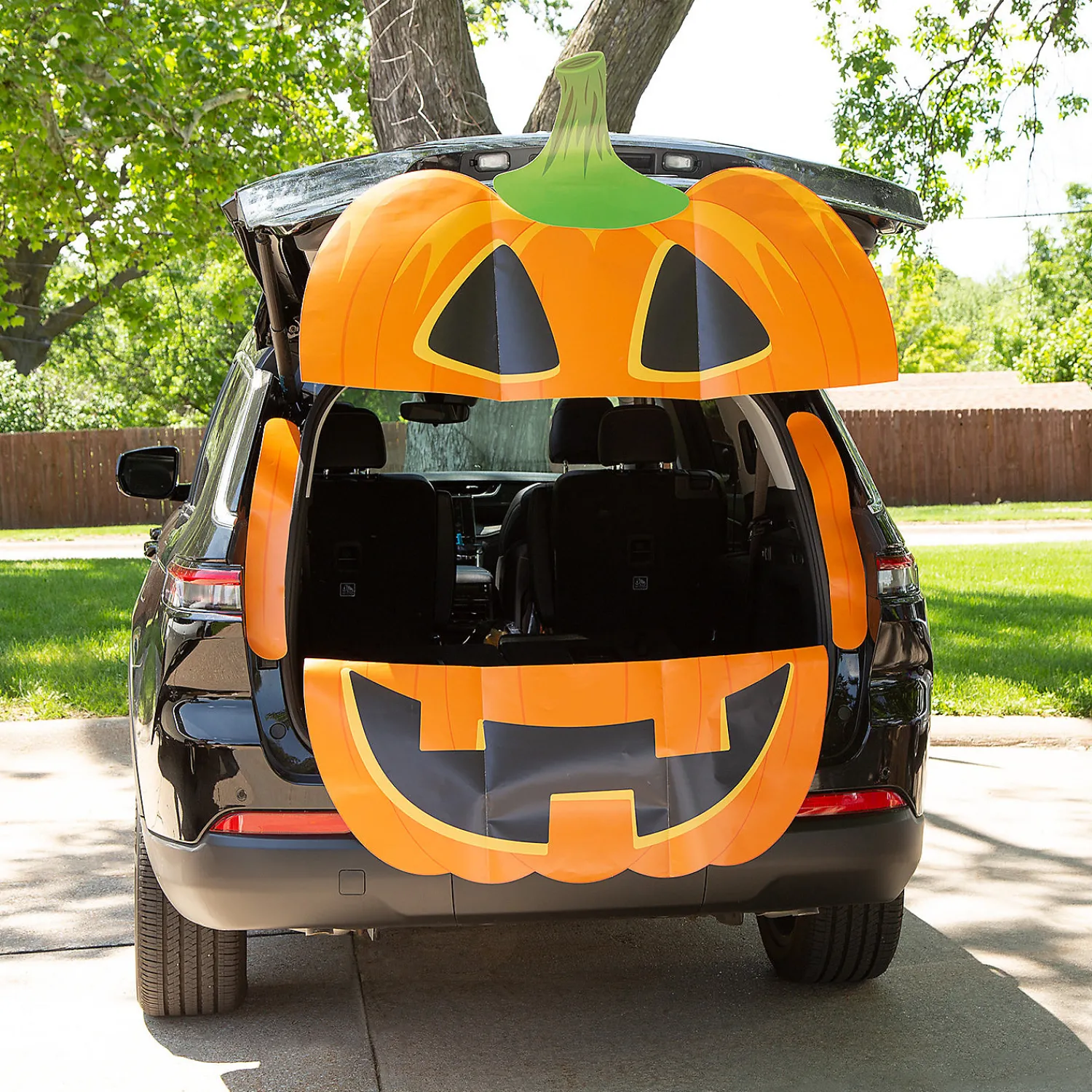 value_jackolantern_trunko_0.webp Value Jack-O'-Lantern Trunk-Or-Treat Decorating Kit - 5 Pc.<Oriental Trading Flash Sale