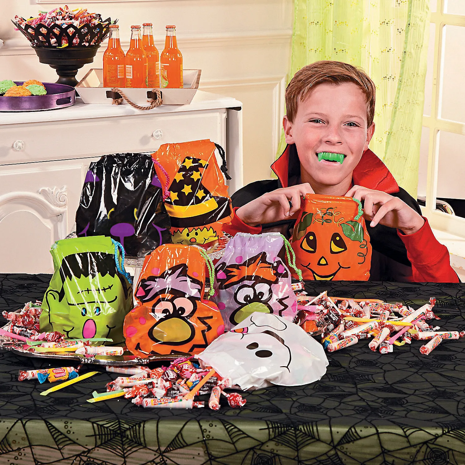 x___bulk__pc_halloween__3-1.webp 7 1/4" X 8 1/2" Bulk 72 Pc. Halloween Drawstring Goody Bags<Oriental Trading Cheap