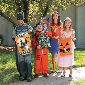 12 1/2" X 17" Bulk 250 Pc. Medium Halloween Trick-Or-Treat Plastic Goody Bag Assortment<Oriental Trading Clearance